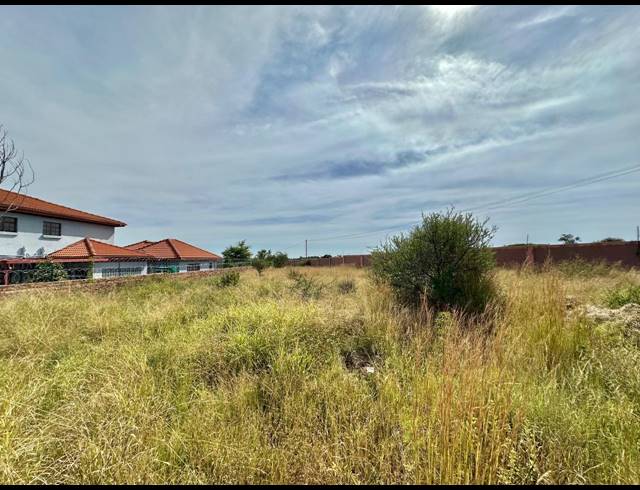 948M² VACANT LAND FOR SALE IN SERALA VIEW